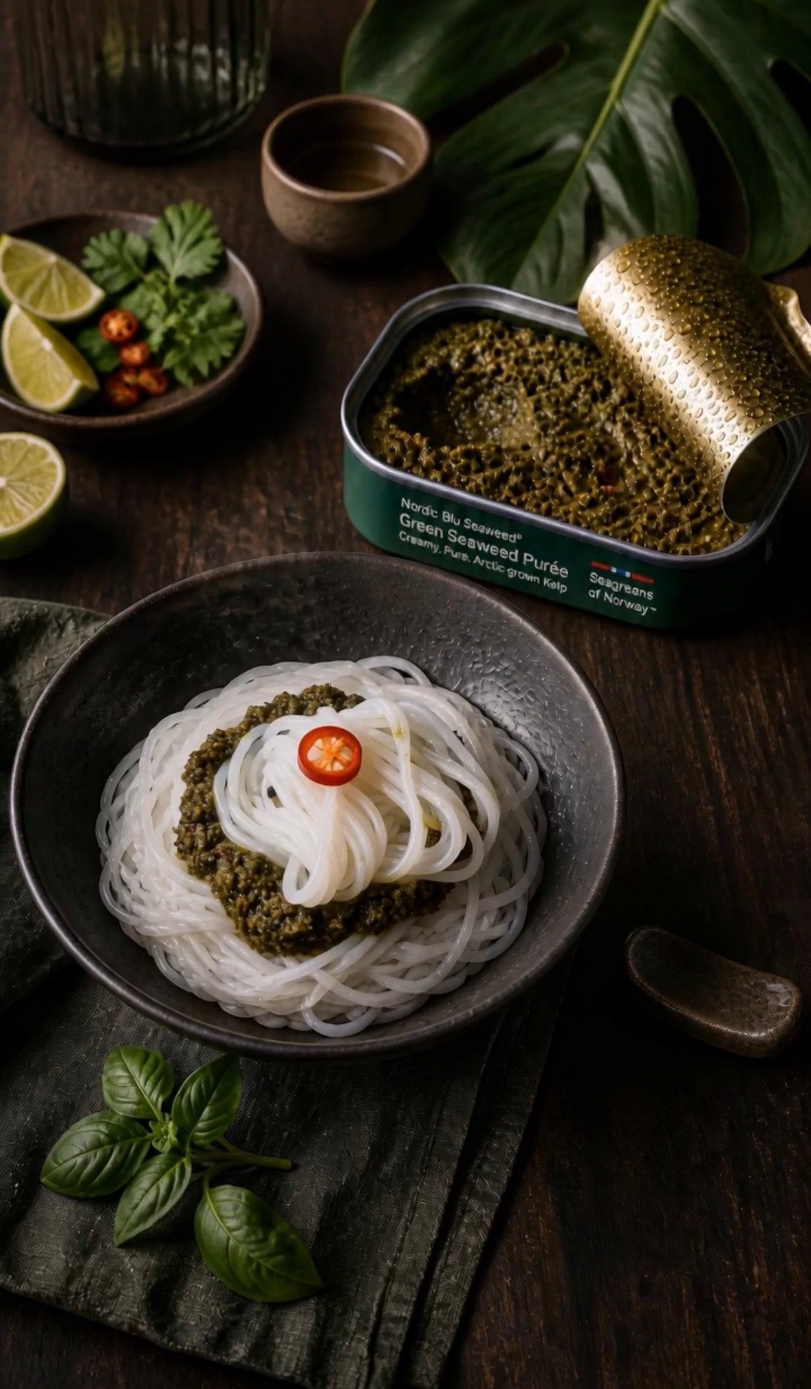 Green Seaweed Purée — serving suggestion